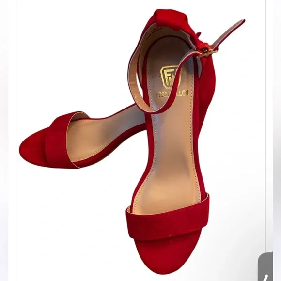 Fran Willor Red Block Heels Size 7 - Picture 3 of 5